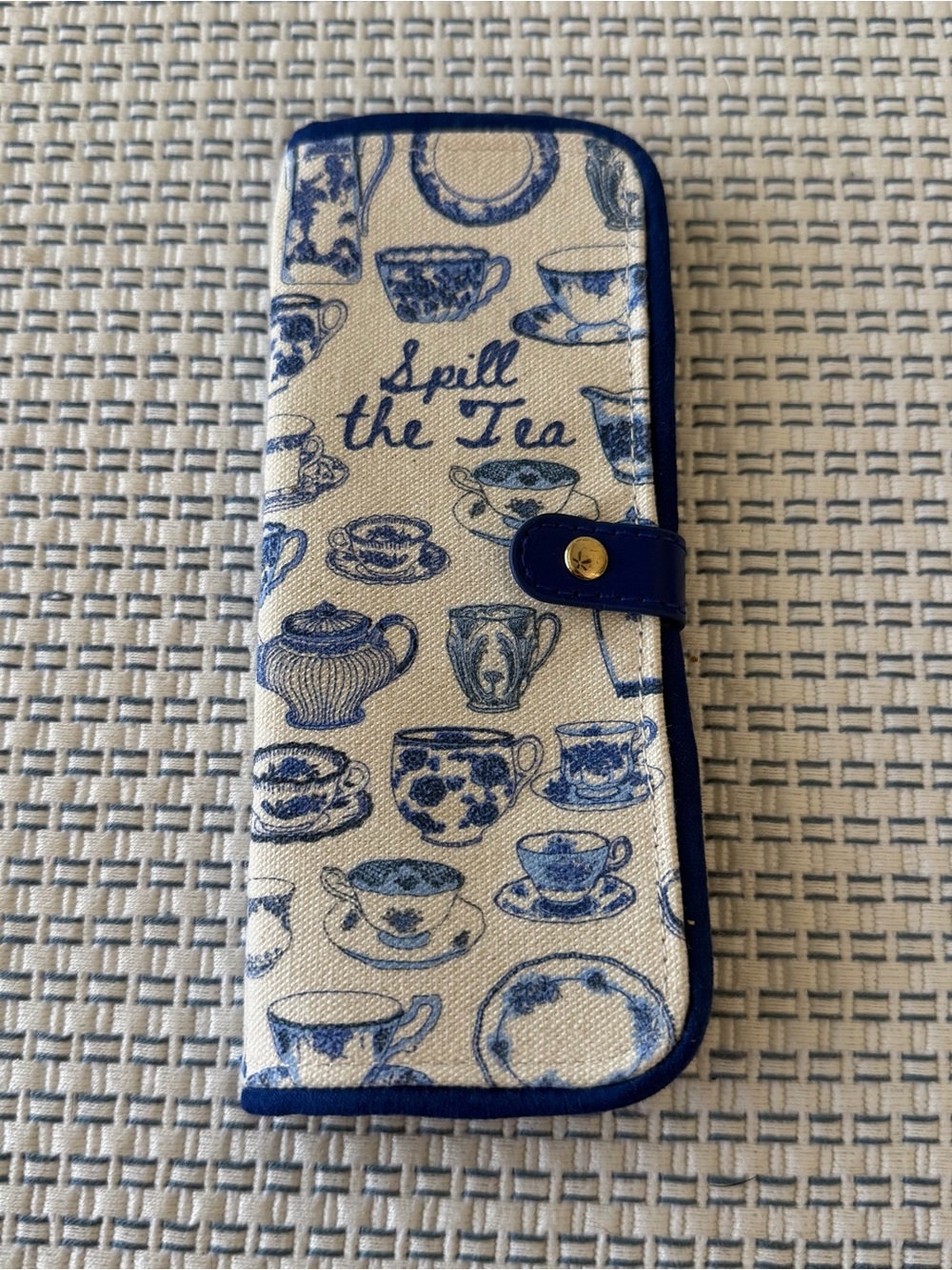 'Spill the Tea' Blue Tea Cup Pattern Tea Bag Holder